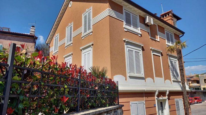 Apartment in the Center of Opatija for sale (1)