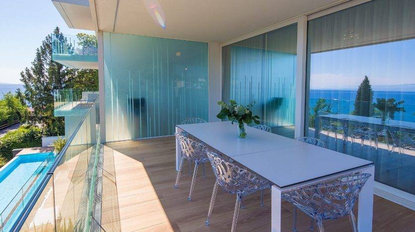 Luksuzan apartman s pogledom na more i 100m od mora na prodaju u OPatiji